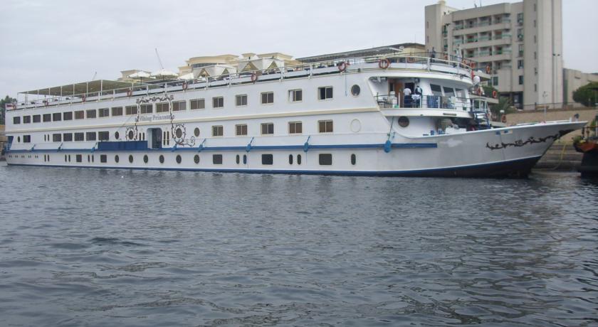 Nile cruise 4:nights 5:days between luxor and aswan
